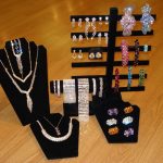 Accessories Going Mainstream Through Celebrity Influence